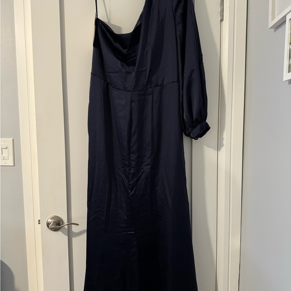 NEW Reverly Satin Navy Dress - Picture 5 of 6